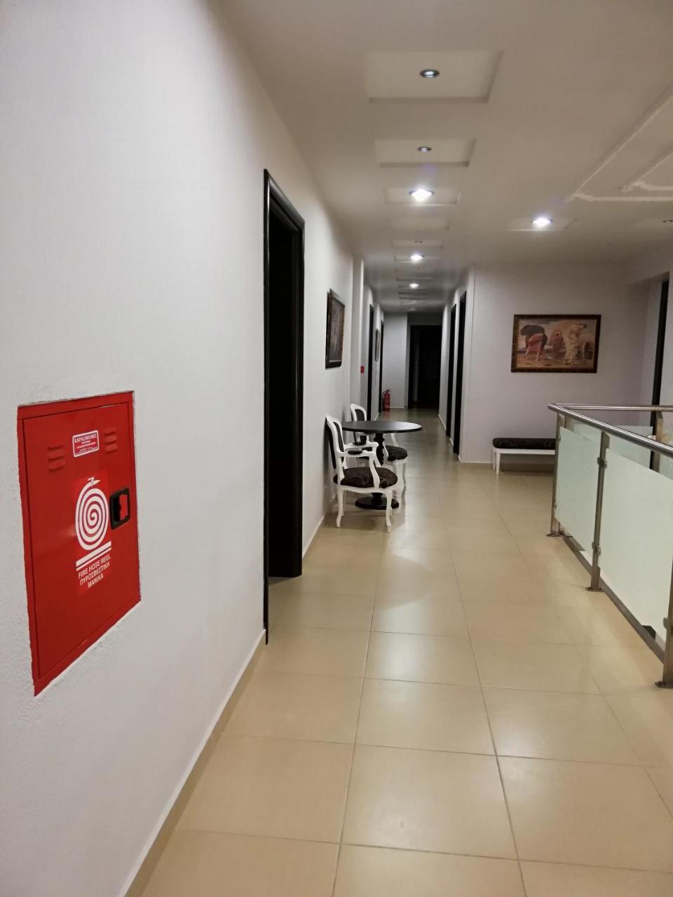 Nymfes Hotel Като-Лутраки Экстерьер фото